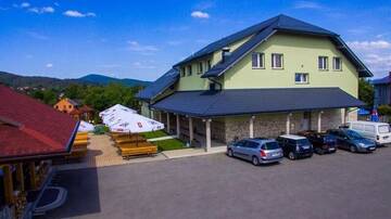 Фото Отели типа «постель и завтрак» Cubus-Beskidy г. Bierna 3